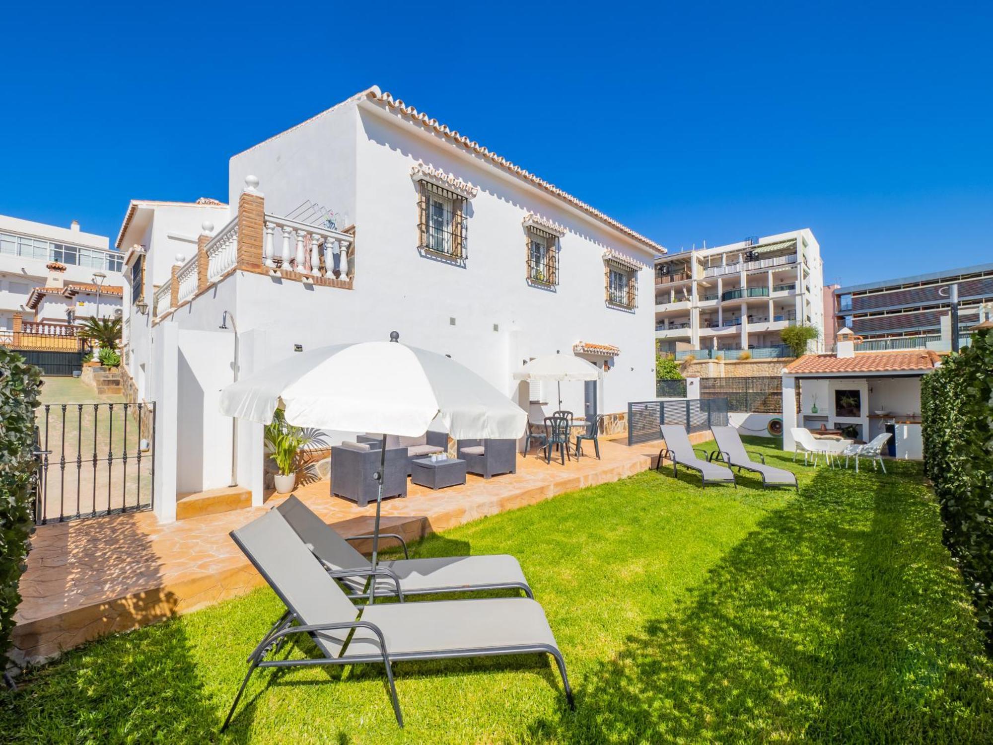 Cubo'S Hostal William'S Sunny 3 Torre de Benagalbon Exterior photo